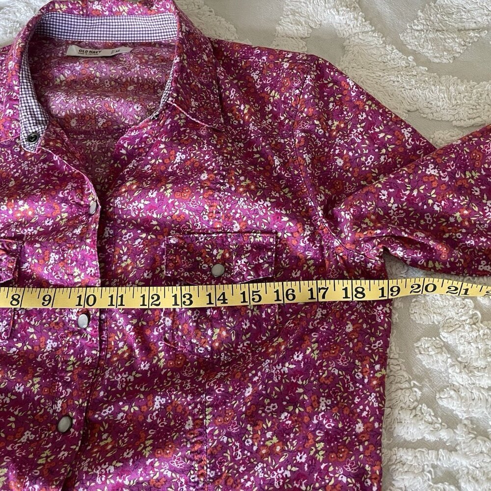 Old Navy Floral Long Sleeve Top With Pearl Snap Button Women's Size Medium - Picture 8 of 10